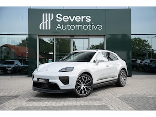 Porsche Macan 100 kWh IJsgrijs metallic | Luchtvering PASM | Panoramadak | Porsche InnoDrive incl. actieve rijstrookgeleiding | 360° Surround View incl. actieve parkeerassistent | Adaptieve cruise control (ACC) | 21 inch Macan Design velgen |  Warmtepomp |