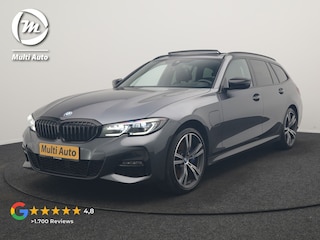 BMW 3-serie Touring 330e xDrive M Sport PHEV 293pk Dealer O.H. | Panodak | Trekhaak Af Fabriek | Laser LED | Lederen Sportstoelen Memory & Verwarmd | Camera | Apple Carplay | Stuur Verwarmd | Blis | Adaptief Onderstel | Sfeerverlichting | 19"L.M | DAB | Plug In Hybrid |