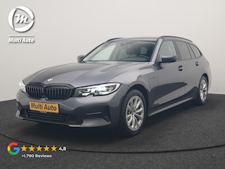 BMW 3-serie Touring 330e PHEV 293pk Dealer O.H. | Cruise Control | Camera | Stoelverwarming | Carplay | DAB | Navigatie | 17"L.M | Plug In Hybrid |