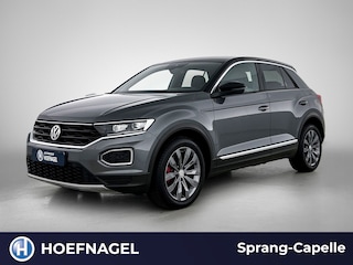 Volkswagen T-Roc 1.5 TSI Sport | Camera | Adaptive Cruise | Stoelverwarming | Navi