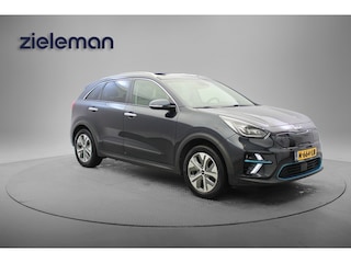 Kia Niro E-niro DynamicPlusLine 64 kWh - Carplay, Camera, Schuif/kanteldak, Stoelverw.