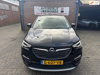 Opel Grandland X 1.2 Turbo Innovation
