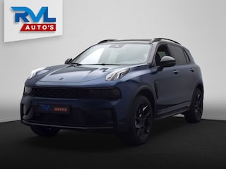Lynk & Co 01 1.5 261PK Plug-in Hybrid *Black Pakket* 360 Camera Pano/dak Apple/Carplay Adaptive/Cruise