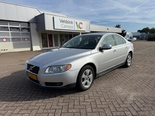 Volvo S80 2.5 FT Aut. Clima Leder Cruisecontr. APK 05-2027