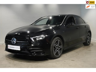 Mercedes-Benz A-klasse 250 e AMG Limited Full option|Led|ACC|360|Carplay