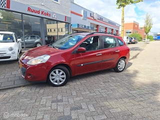 Renault Clio ESTATE 1.2 TCE SELECTION BUSINESS • Cruise Control •