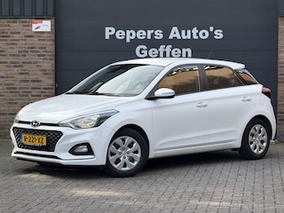 Hyundai i20 1.2 LP i-Drive Cool Airco Stoelverwarming 4 Cilinder - Facelift