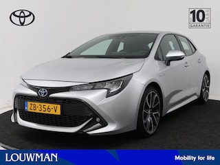 Toyota Corolla 2.0 Hybrid First Edition | Navigatie | Trekhaak | Executive licht metalen velgen |