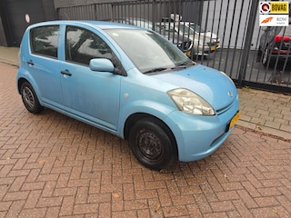 Daihatsu Sirion 2 1.0-12V Trend