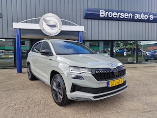 Skoda Karoq 1.5 TSI Sportline Business | Automaat | Adaptieve Cruise Control | Dodehoek |