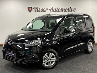 Toyota Proace City 1.2 Turbo L1*5Pers*Design*Panoramadak*PDC*Camera*Navi*Trekhaak*Apple-Carplay*Cruise-Control*
