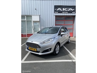 Ford Fiesta 1.0 EcoBoost Titanium | Origineel NL | Distributieriem vervangen | AC |Navi | APK 10-27