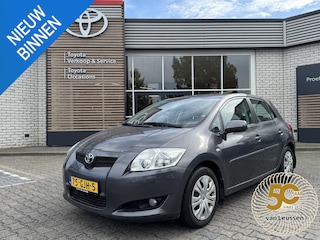 Toyota Auris 1.6-16V SOL NL-AUTO 1E-EIG DEALER ONDERHOUDEN! TREKHAAK 1300KG TREKGEW CRUISE CLIMA