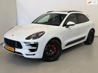 Porsche Macan 3.0 GTS / Pano / Luchtvering / Trekhaak