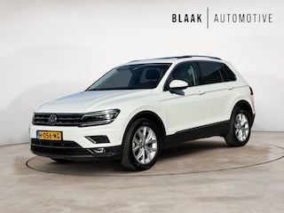 Volkswagen Tiguan 1.5 TSI ACT Highline Business R Panoramadak | Camera