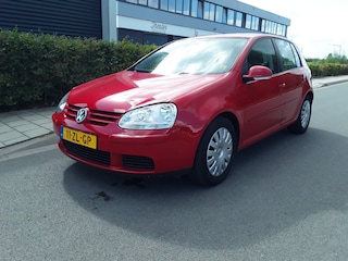Volkswagen Golf 1.4 TSI OPTIVE 4