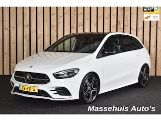 Mercedes-Benz B-klasse 180 Business Solution AMG Trekhaak Panoramadak CarPlay 1e eig. LED Virtual Nwe APK