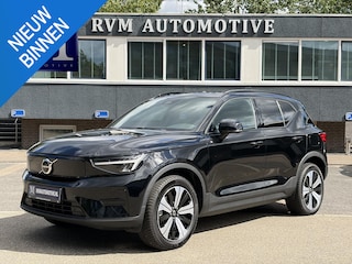 Volvo XC40 Recharge Plus SOH 92%| PILOT ASSIST ACC| ELEKTRISCHE ACHTERKLEP| DODE HOEK SENSOR |WARMTEPOMP| STOEL + STUURVERWARMING| ACHTERUITRIJCAMERA| RIJKLAAPRIJS INCL. 12 MND BOVAG GARANTIE|