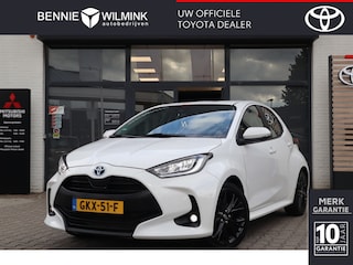 Toyota Yaris 1.5 Hybrid Dynamic Limited | Stoelverwarming | Keyless | 17 inch | All Seasons