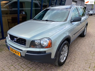 Volvo XC90 2.5 T Kinetic Automaat 7 Persoons / Youngtimer