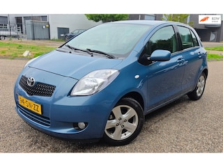 Toyota Yaris 1.3 VVTi 87PK 5Drs Clima Elec pakket LM Velgen 4 cilinder Nette auto