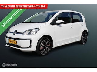 Volkswagen Up Active/Highline, Camera + Pdc, Stoelverwarming, Cruise, Bleutooth, Airco, Multifunctioneel stuurwiel, 15 inch Lmv.