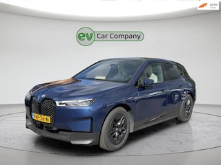 BMW iX XDrive50 Executive 112 kWh | SOH 96% | Panoramadak | Harman Kardon | Memory Seats | Trekhaak | 360 Camera | Massage |Headup