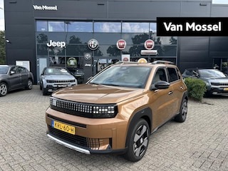 Fiat Grande Panda La Prima 11 kW 44 kWh | Winter Pack | Apple carplay/Android Auto | Metallic Lak | 2 + 6 jaar Speciale Garantie! |