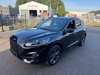 Ford Kuga 2.5 225pk PHEV ST-Line X Trekhaak, Navi, Winter pack, B&O, Camera's etc. etc.