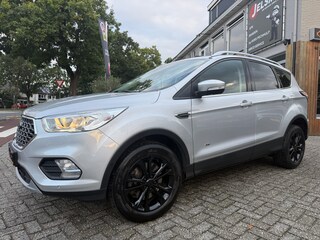 Ford Kuga 1.5 EB 180pk AWD Titanium Aut., Trekhaak | Navi | Clima | Orig NL auto