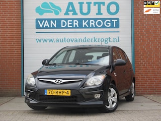Hyundai i30 1.4i i-Drive Cool, Airco, metallic, APK 5-27