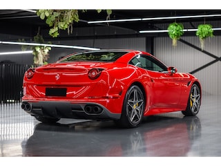 Ferrari California 3.9 T HELE Btw auto, (€ 119.834,71 Ex B.T.W)  Rosso Corsa