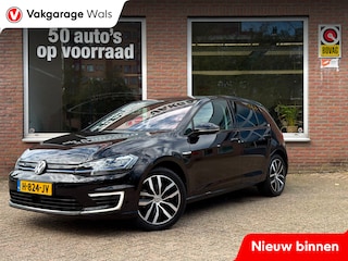 Volkswagen Golf E-dition | Navi | Carplay | Clima | Stoelverwarming | ACC | PDC | 90% SOH