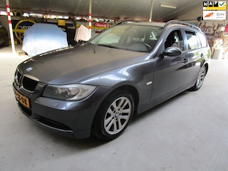 BMW 3-serie Touring 320d High Executive 163 pk 6 bak netjes