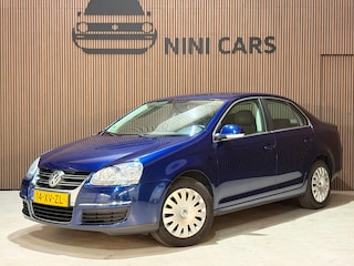Volkswagen Jetta 1.6 Comfortline cruise control bluetooth airco NAP dealer onderhouden