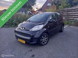 Peugeot 107 1.0-12V XS, Airco / LMV / NL Auto