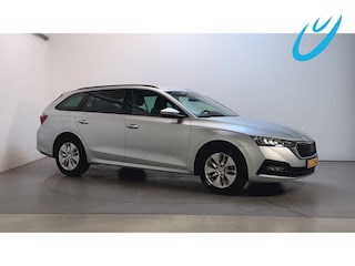 Skoda Octavia Combi 1.0 TSI 110pk Business Edition Navigatie Sfeerverlichting Parkeersensoren DAB+