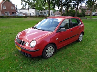 Volkswagen Polo 7-7-2027  a p k