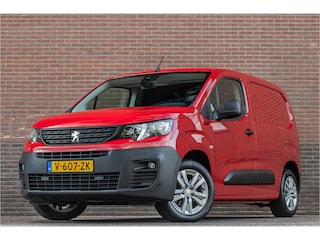 Peugeot Partner 1.6 BlueHDI Premium, 128.000km NAP, Stoelverwarming, PDC, Trekhaak, Carplay, Airco, Cruise control.