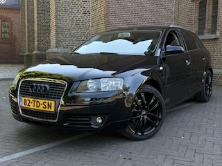 Audi A3 1.6 FSI / CLIMA / CRUISE / LED