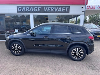 Mercedes-Benz GLA 180 Business Solution