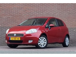 Fiat Punto Grande 1.4 Dynamic, Origineel NL, Climate control, Radio/CD.