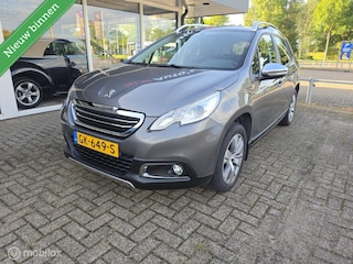 Peugeot 2008 1.2 PureTech Style LED Airco Cruise LMV PDC