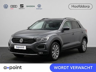 Volkswagen T-Roc 1.0 TSI Style 110 PK | Navigatie | 17" LM velgen | Alarm | Privacy glas |