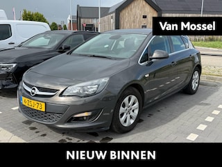 Opel Astra 1.4 Turbo Blitz | Trekhaak | Navi | Parkeersensoren | Volledig Dealeronderhouden
