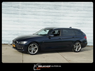 BMW 3-serie Touring 316i Executive Sport Trekhaak Leer Navi