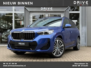BMW X1 xDrive30e 326PK M-Sport |Full Option|Pano|H/K|DrivingAssProf|Innovation|20"|Trekhaak