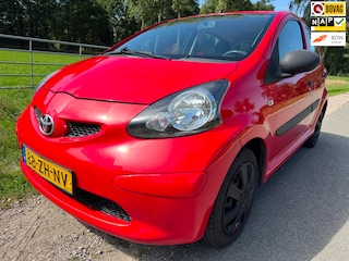 Toyota Aygo 1.0-12V super zuinig|half leder