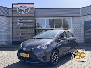 Toyota Yaris 1.0 VVT-I CONNECT AIRCO BLUETOOTH CAMERA LM-VELGEN AFN. TREKHAAK LAGE KM-STAND NL-AUTO