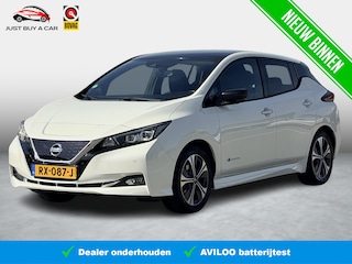 Nissan Leaf Tekna 40 kWh | Trekhaak | Adaptive Cruise | BOSE | 360° | Stoel- & Achterbankverwarming | Dealeronderhouden | Apple CarPlay & Android Auto | Navigatie |